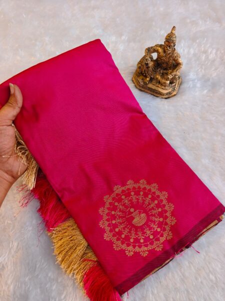 Banarasi Silk with Warli Design